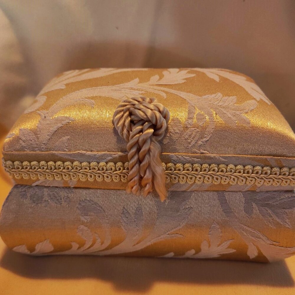 Vintage Yellow Silk Pillow Box. Collect your Dreams & Memories SHIPS FREE